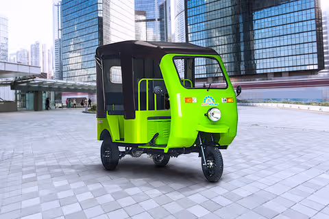 adapt-motors-sweekar